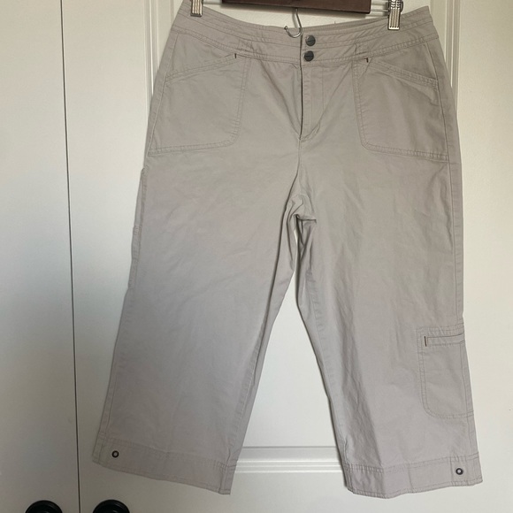 Coldwater‎ Creek Khaki Capri Pants - Picture 1 of 10